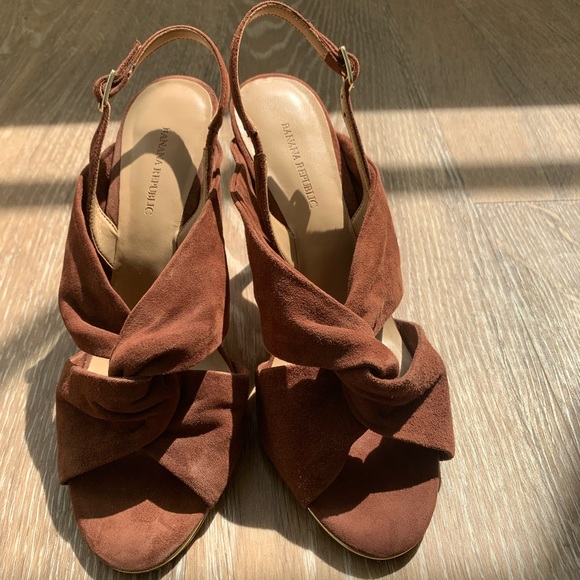 Banana Republic Suede Open-Toe Slingback Sandals - Picture 3 of 6
